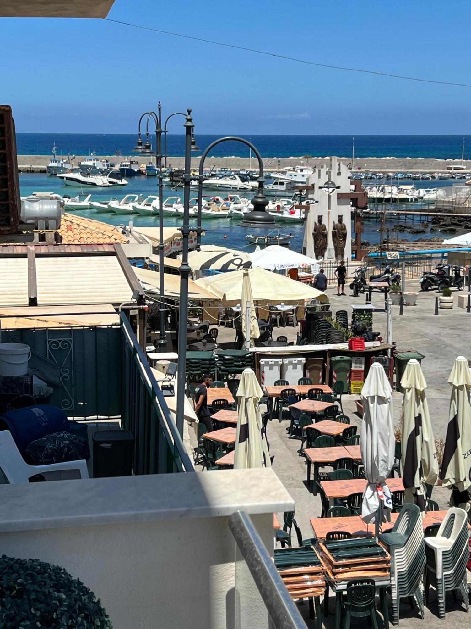 La Piazzetta A Mare Holiday House Sferracavallo Exterior foto
